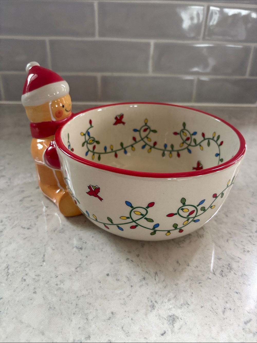 Temp-tations Seasonal 1-qt Bowl with Gingerbread